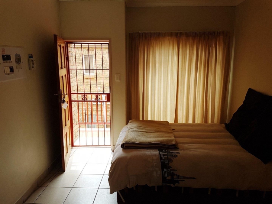 1 Bedroom Property for Sale in Dassie Rand North West